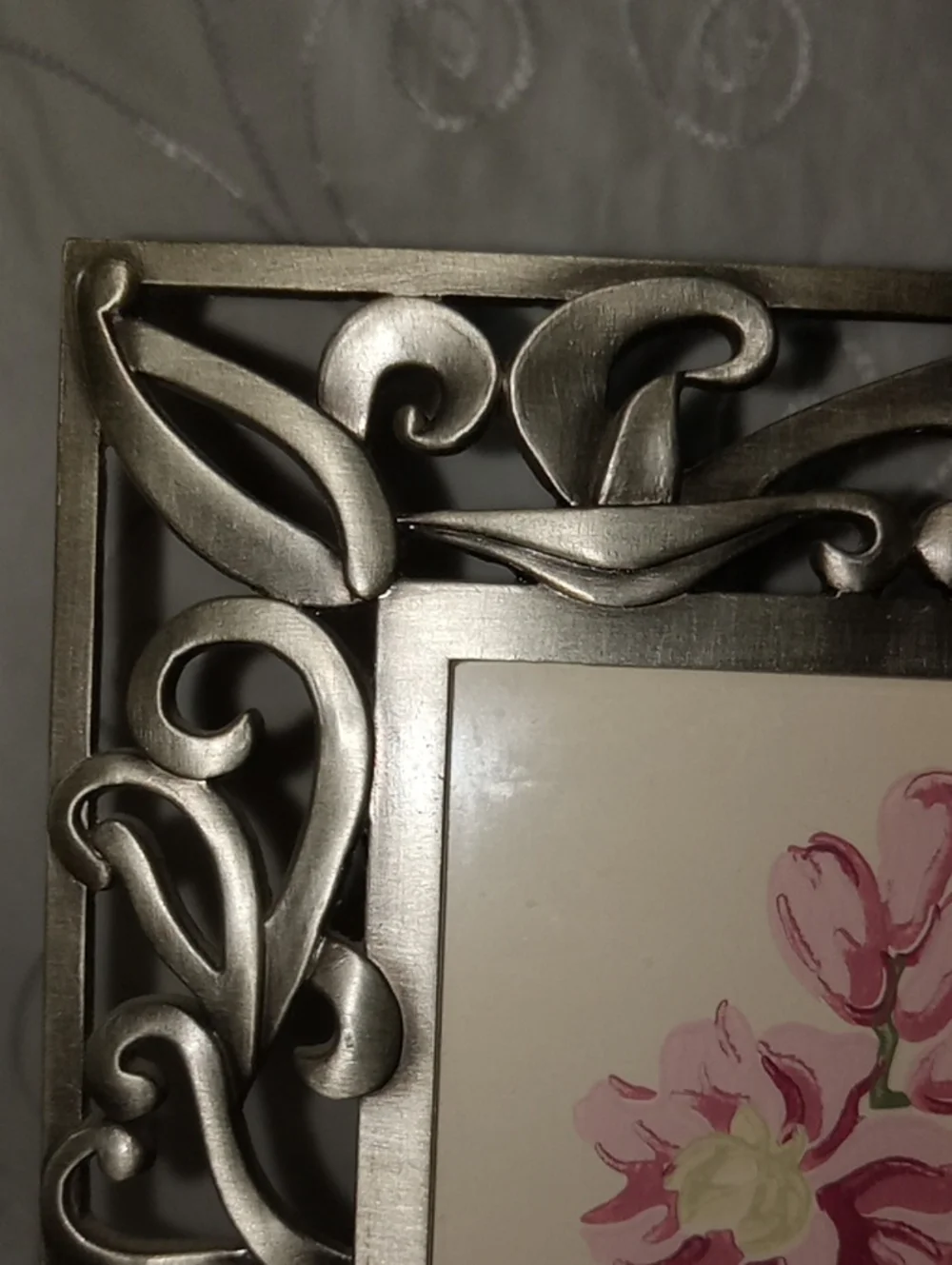2 Pretty Six Trees Ornate Metal Picture Frames